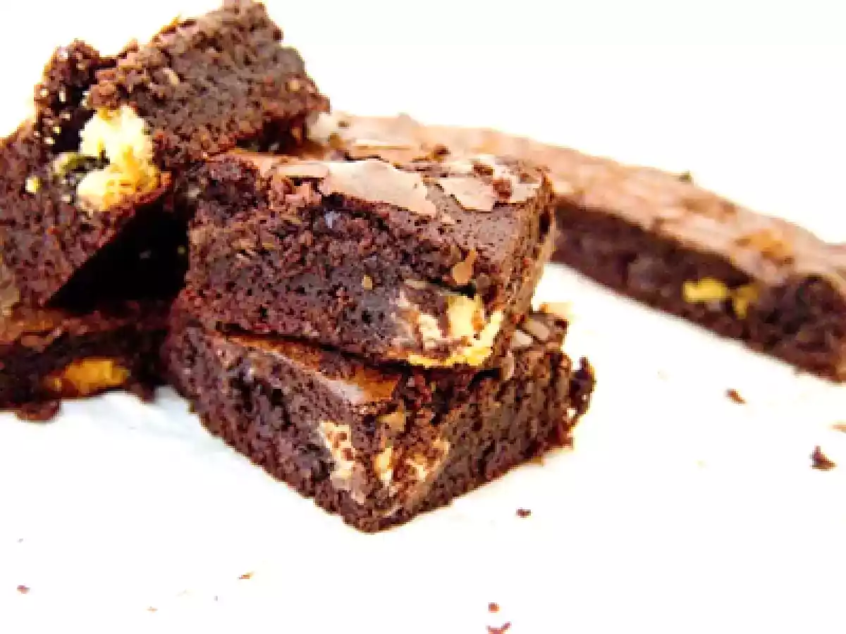 Brownie de três chocolates
