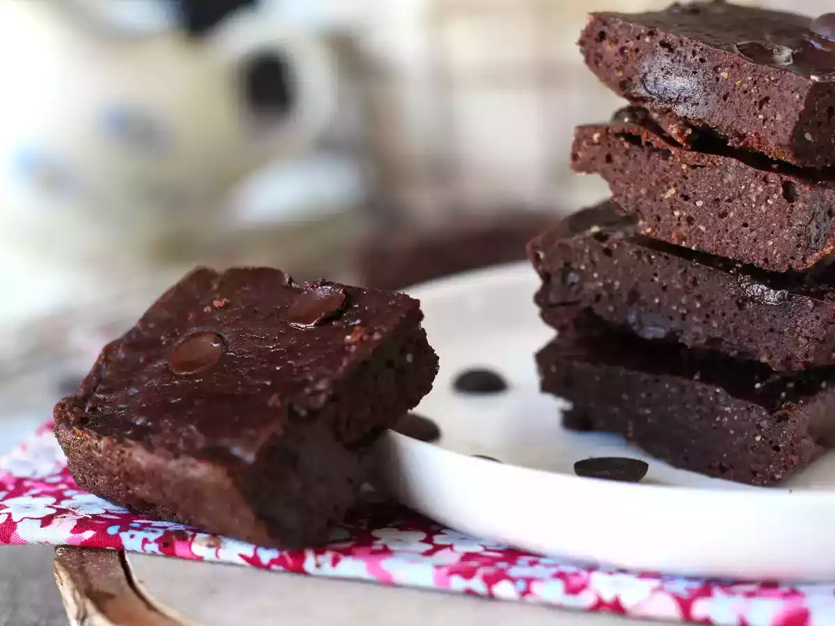 Brownie sem glúten com Whey: rico em proteína e pronto em minutos - foto 2