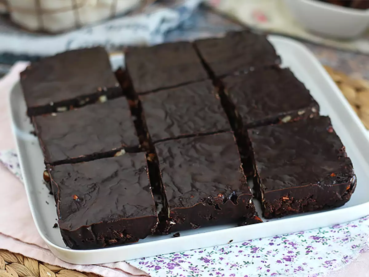 Brownie, um brownie cru de tâmaras (sem cozimento) - foto 6