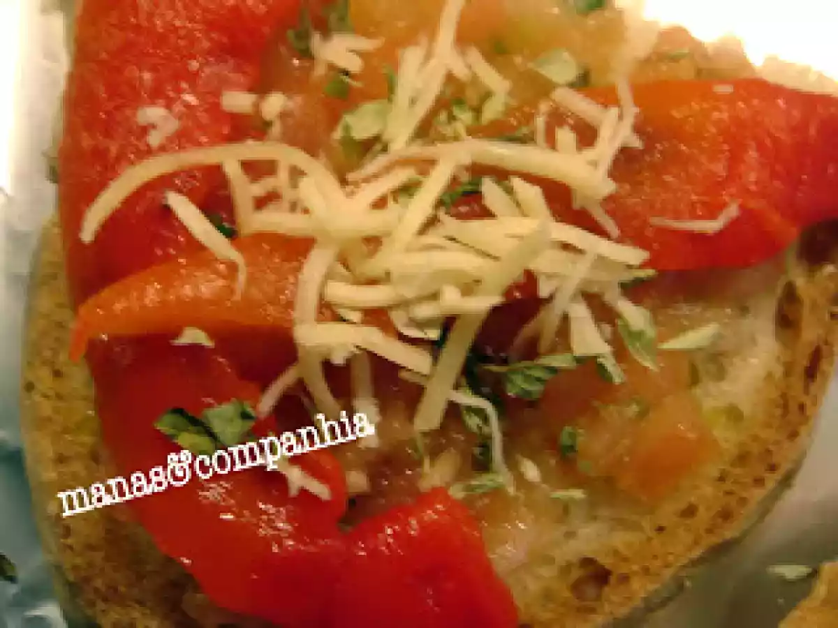 Bruschetta com pimentos assados (isa)