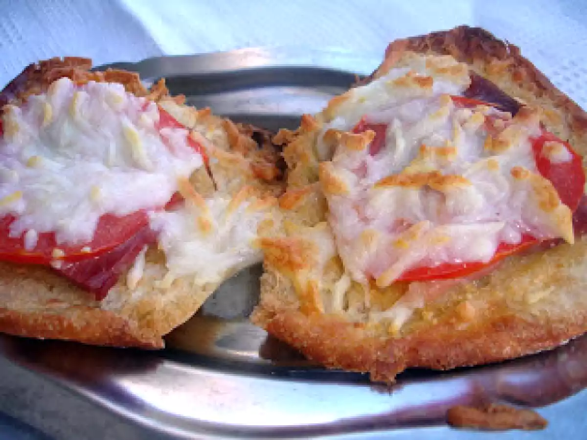 Bruschetta com Presunto e Tomate