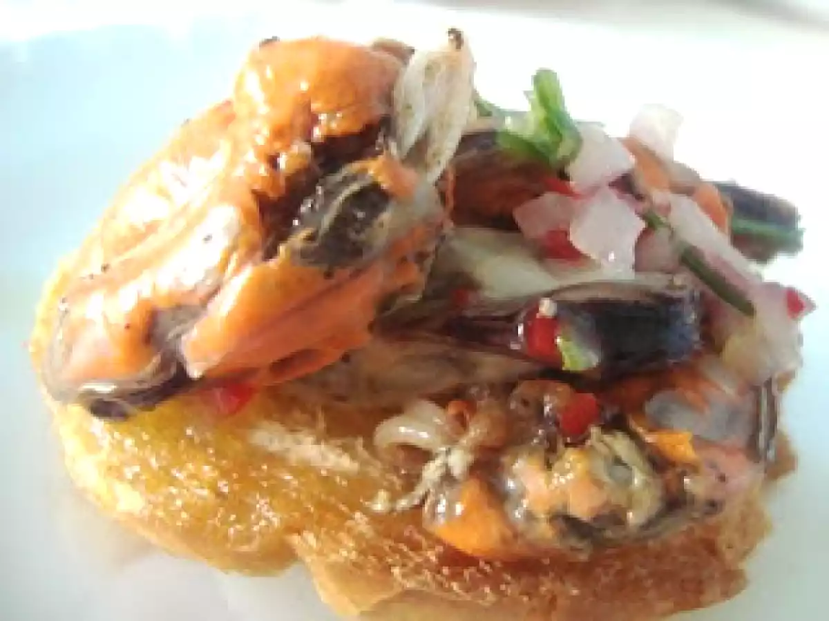 Bruschettas de mariscos - foto 2