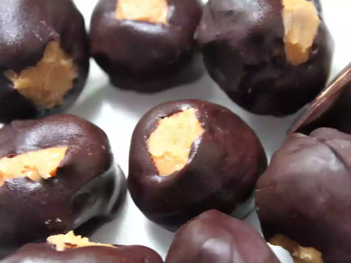 Buckeyes - Bombons de Pasta de Amendoim