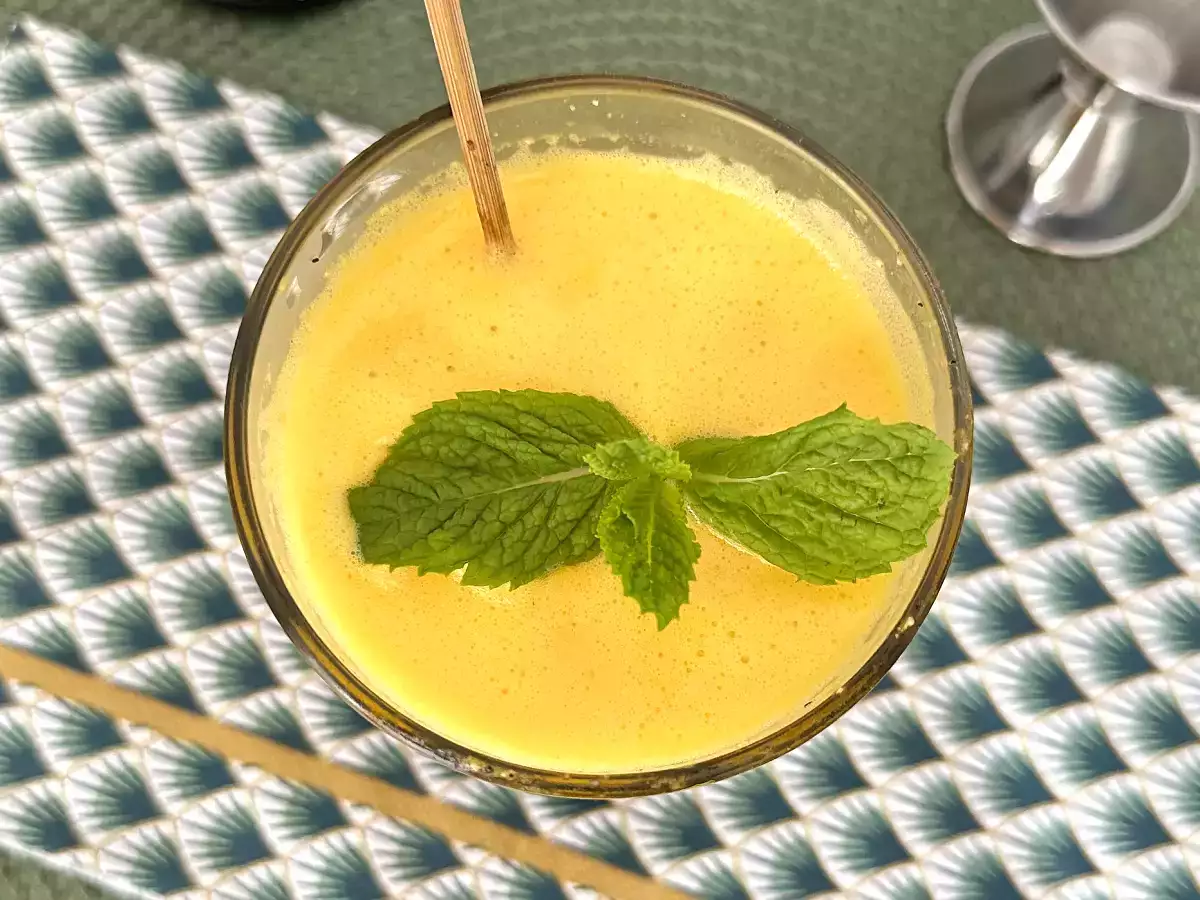 Caipirinha de maracujá batida: A versão mais cremosa e refrescante do clássico brasileiro - foto 2