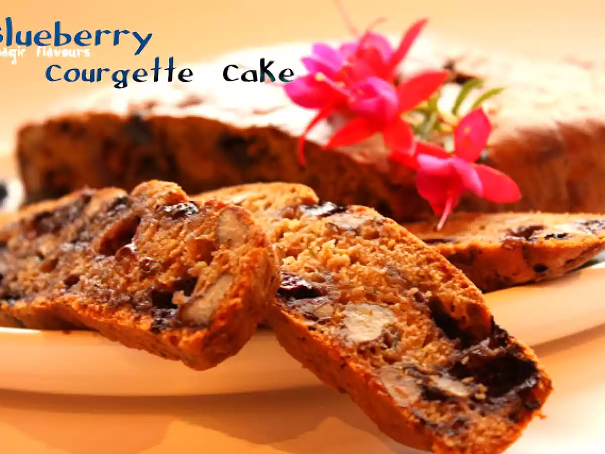 Cake de Mirtilo e Courgete
