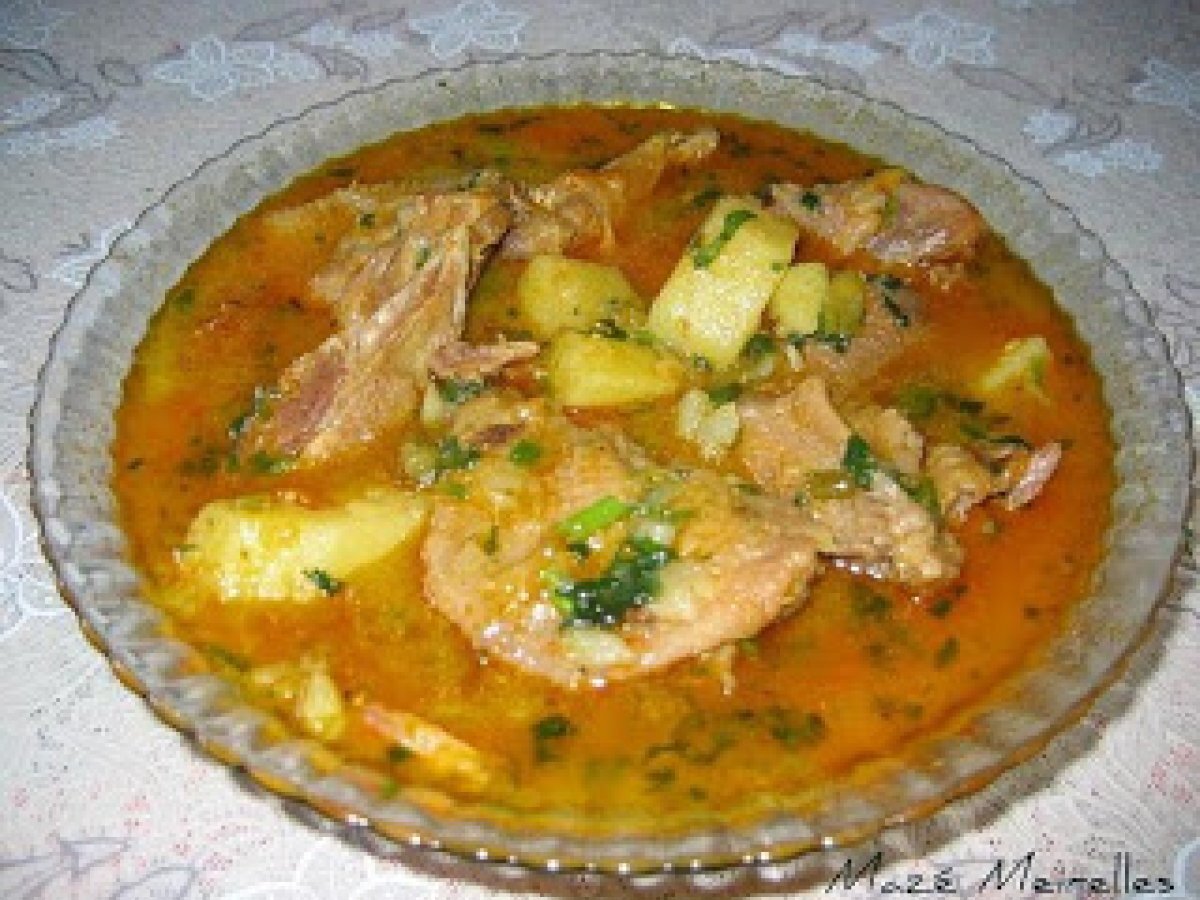 Caldeirada de galinha caipira