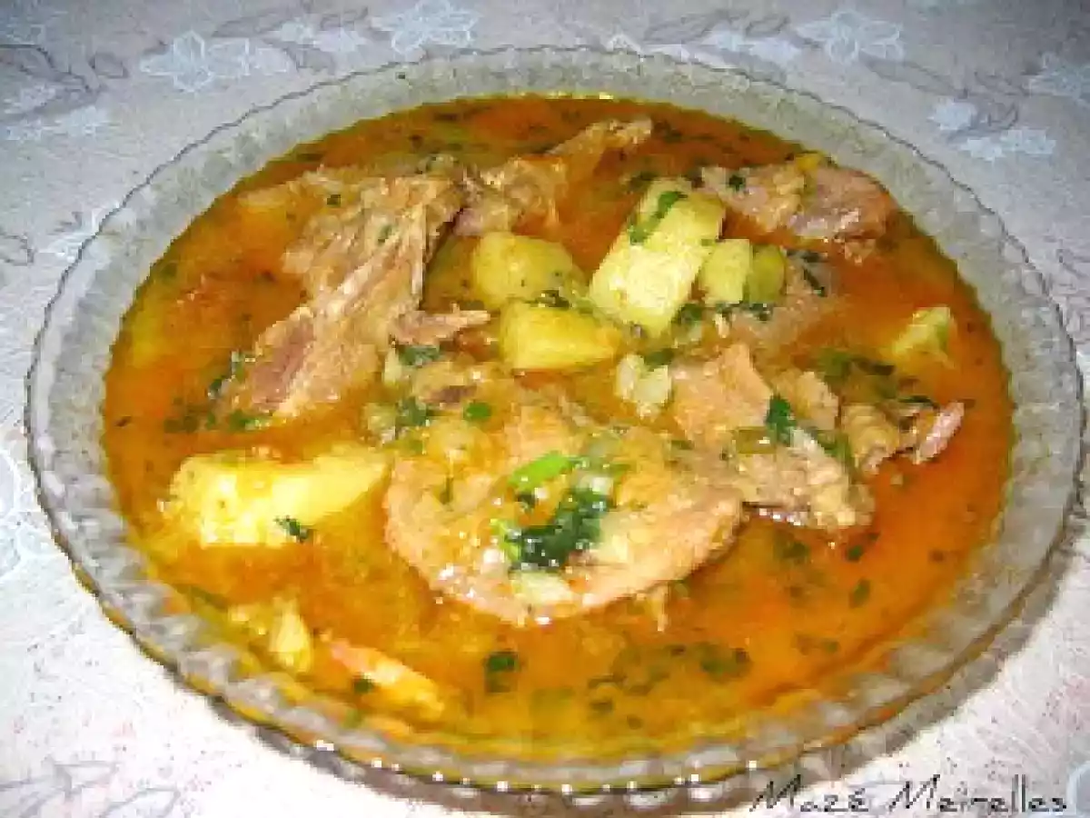 Caldeirada de galinha caipira