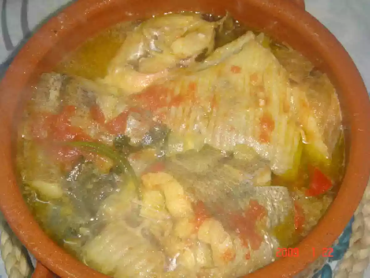 Caldeirada de Peixe (no tacho de barro)