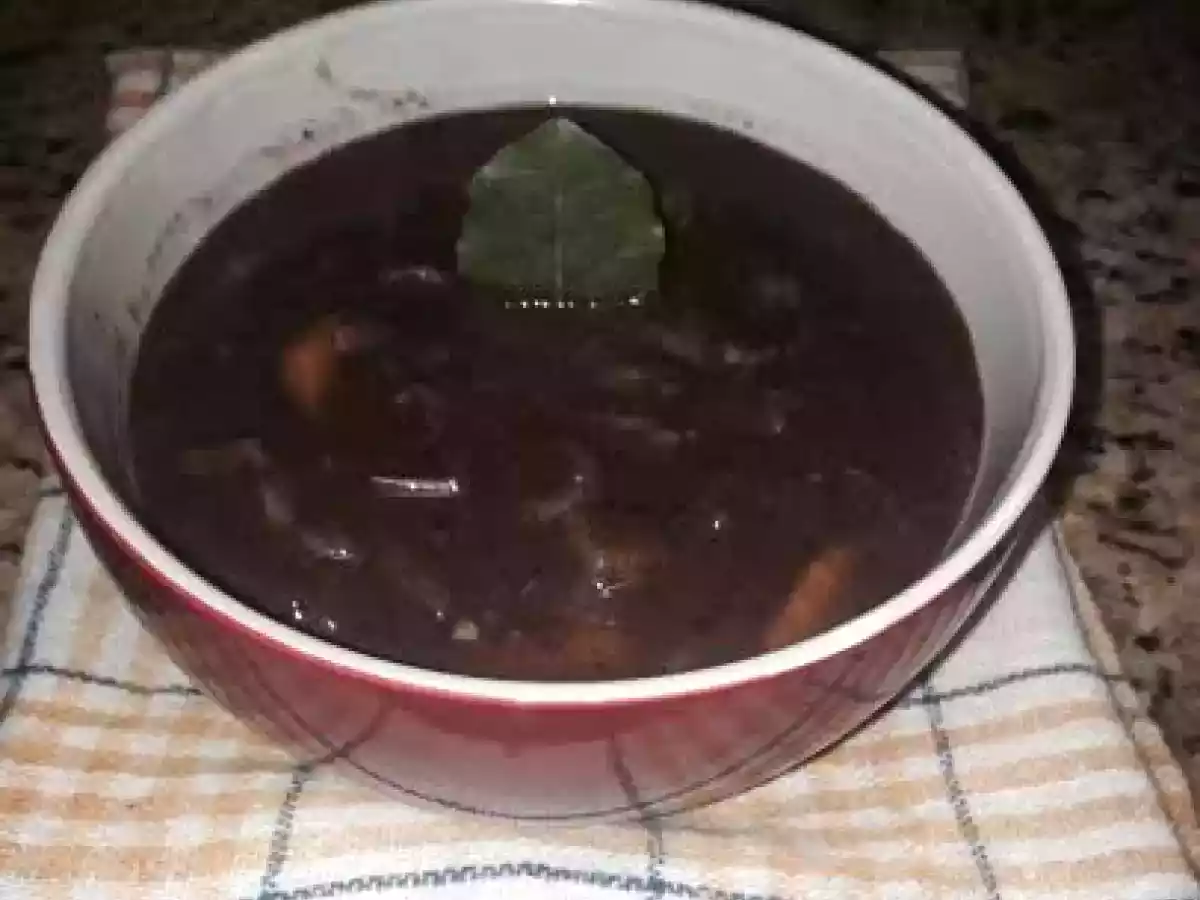 Caldo de feijão sem glúten e sem lactose