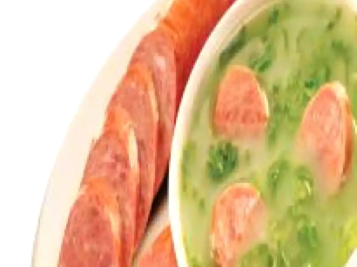 Caldo Verde com Linguiças