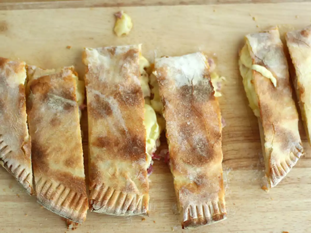 Calzone de queijo e batata - foto 2