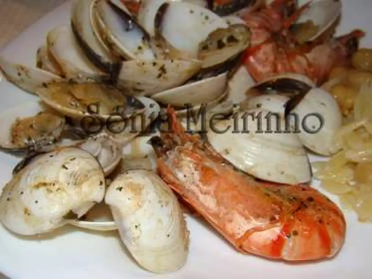 Camarão com amêijoa e massa pontinha com grão e grãos de mostarda - foto 2
