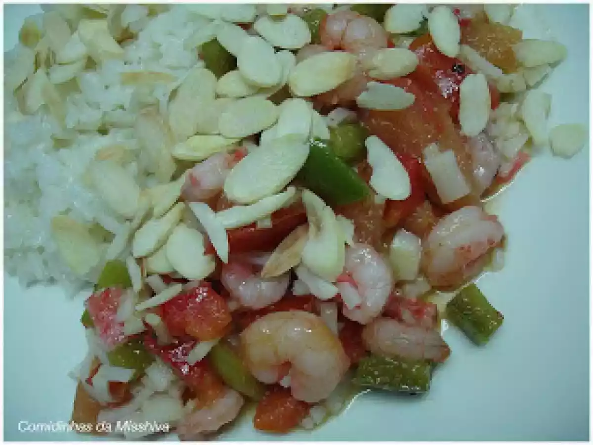 Camarão Salteado com Delicias e Arroz