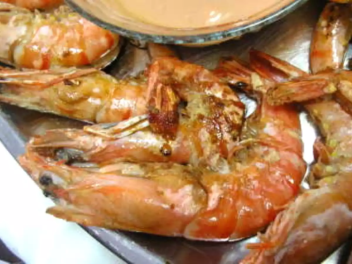 Camarões grelhados com molho picante - foto 3