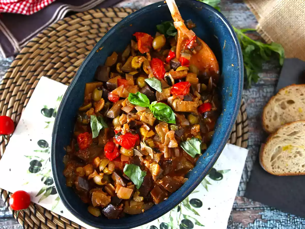 Caponata siciliana, a incontornável receita italiana rápida e fácil - foto 3