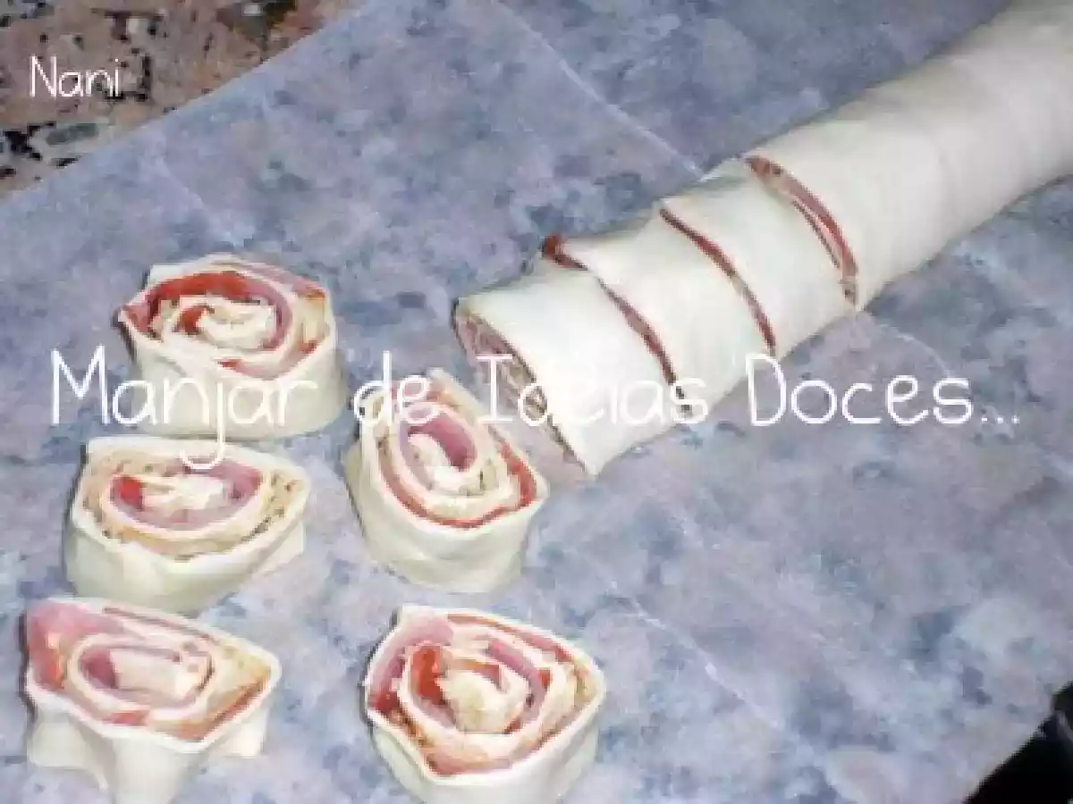 Caracóis de Massa Folhada com Queijo e Paio Fumado - foto 3