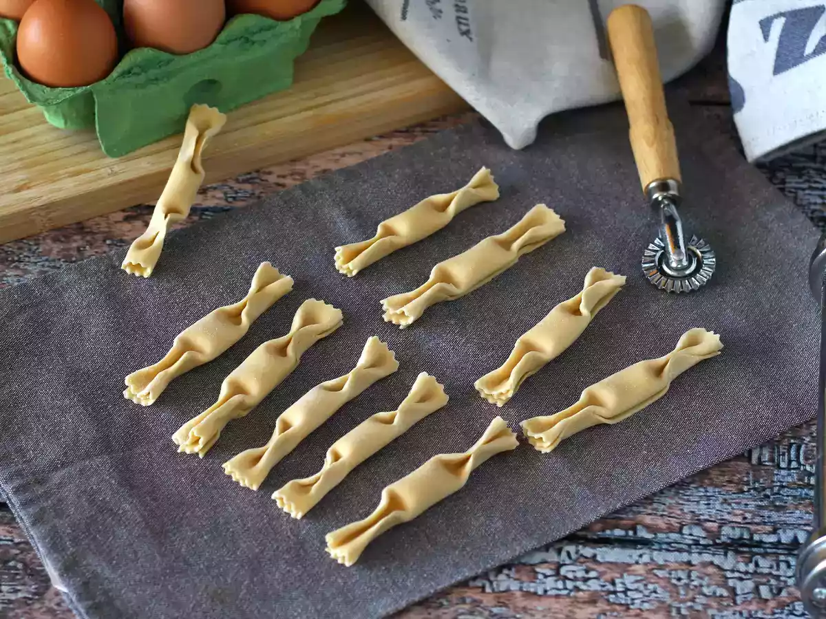 Caramelle, o ravioli italiano em forma de bombom, recheado com abóbora e ricota!