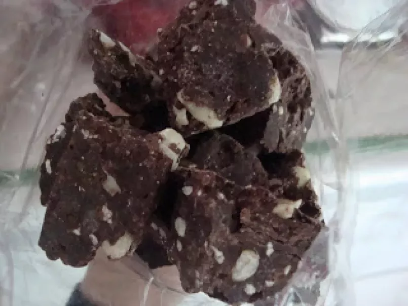 Caramelos de Chocolate e Amendoim - foto 2