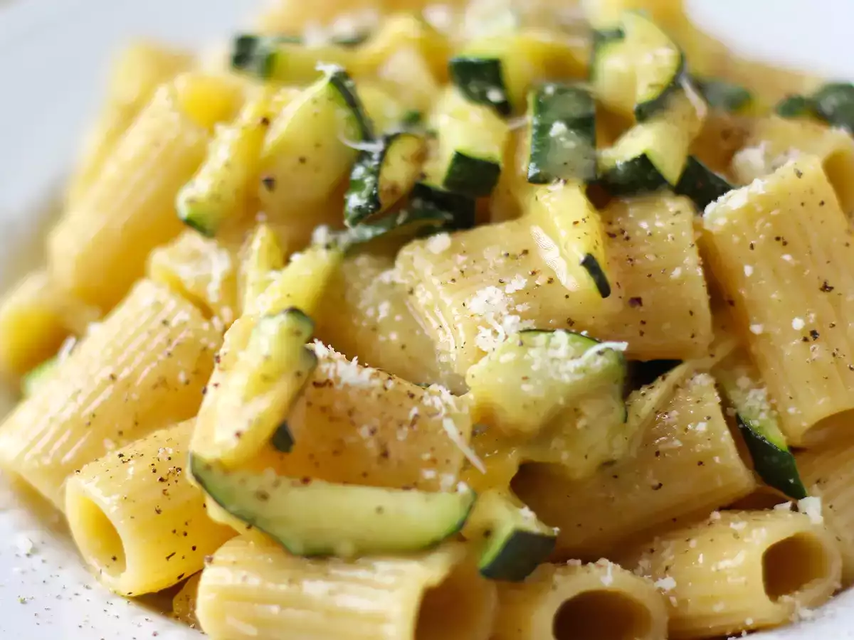 Carbonara de curgete (abobrinha): a versão vegetariana fácil, cremosa e irresistível - foto 5