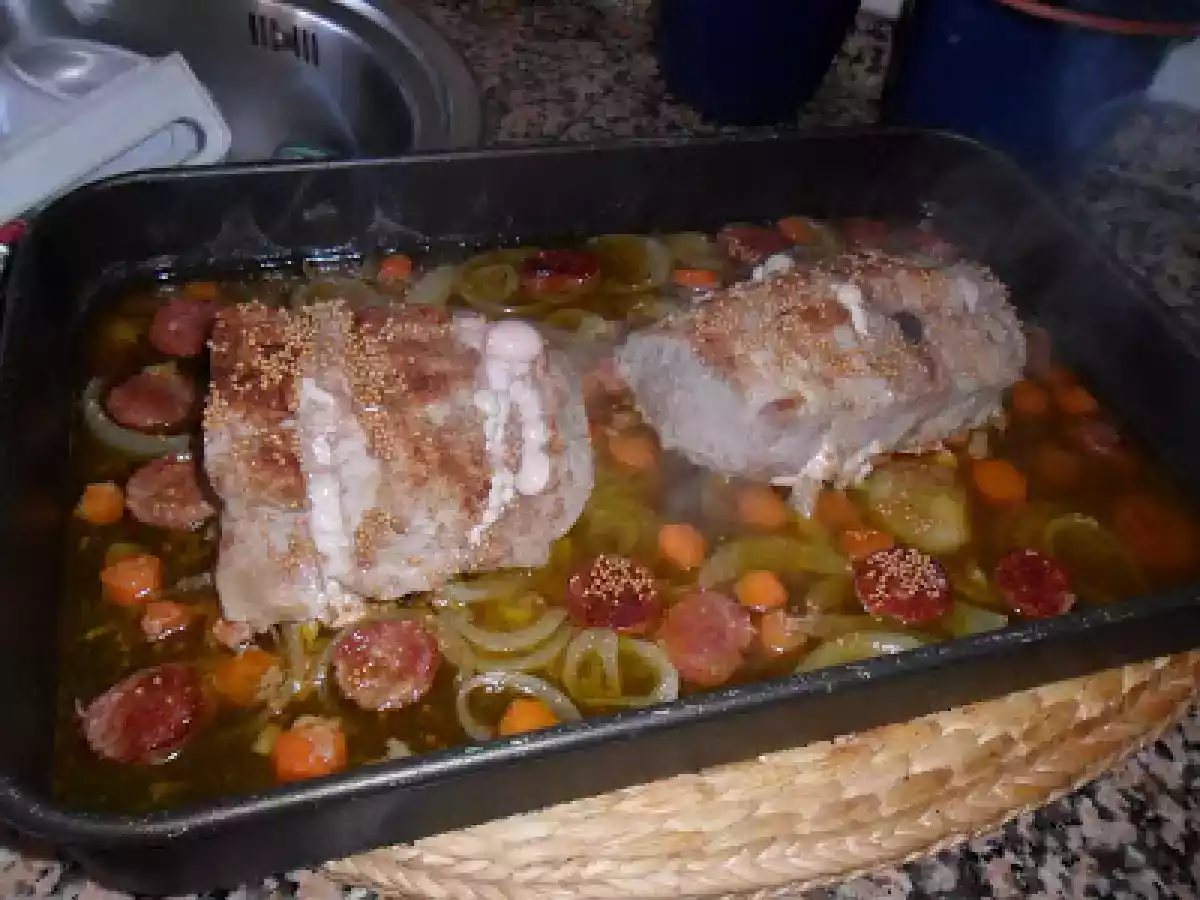 Carne com Sementes de Mostarda e Molho de Natas Acompanhado com Arroz de Cenoura - foto 2