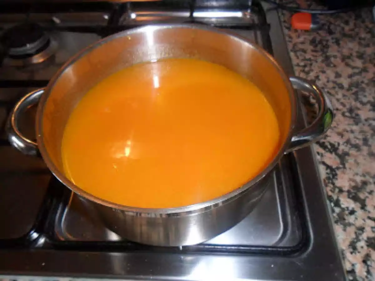 Carne com Sementes de Mostarda e Molho de Natas Acompanhado com Arroz de Cenoura - foto 5