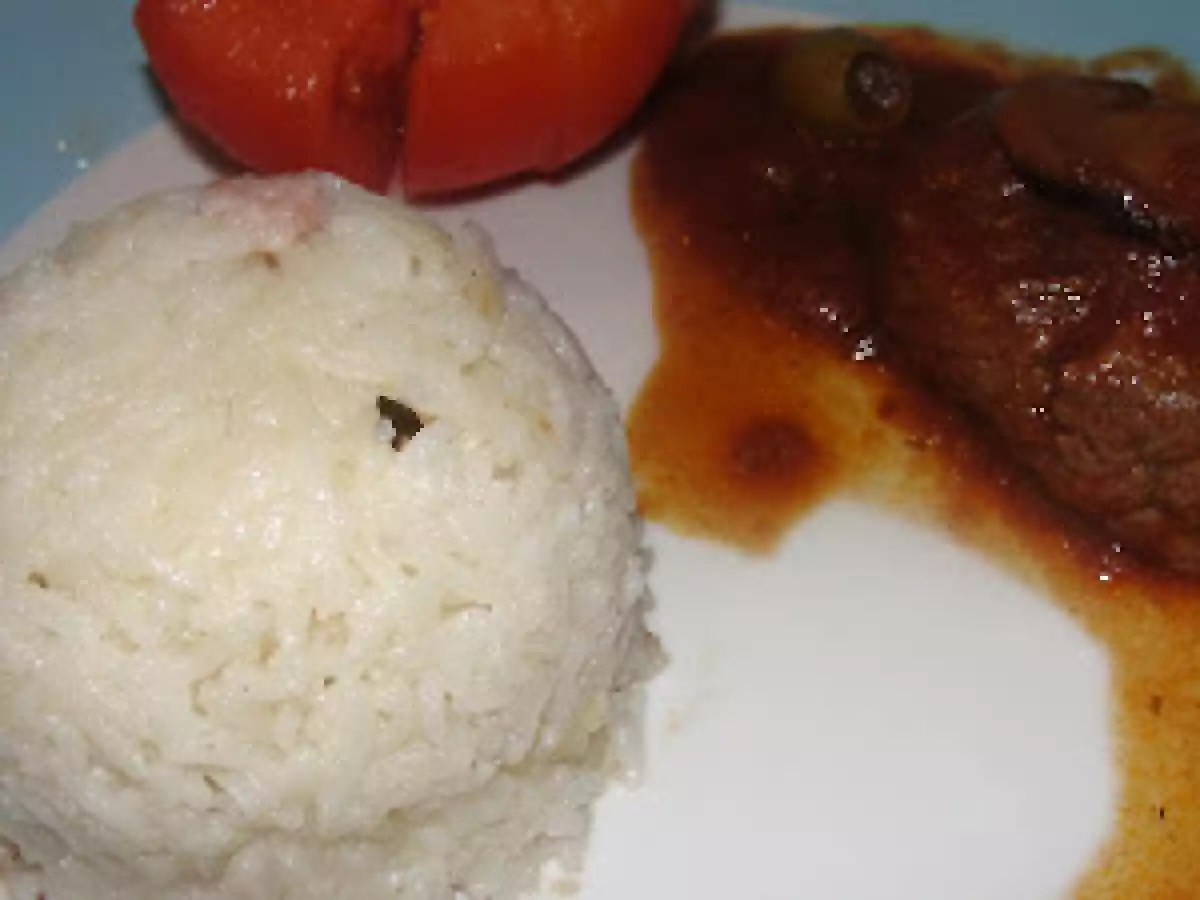 Carne de panela ao molho de vinho tinto com champingon e azeitonas - foto 2