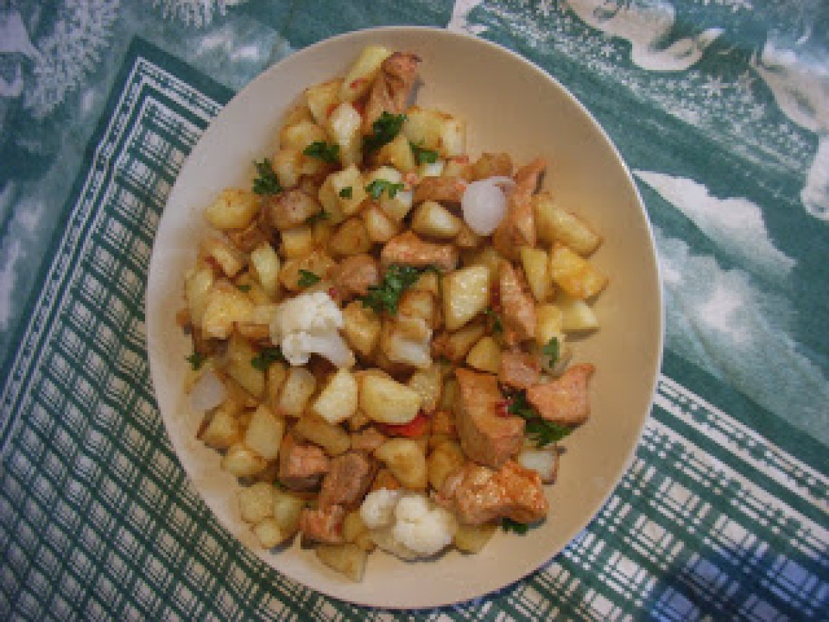 Carne de porco á alentejana ou carne de porco á Portuguesa..