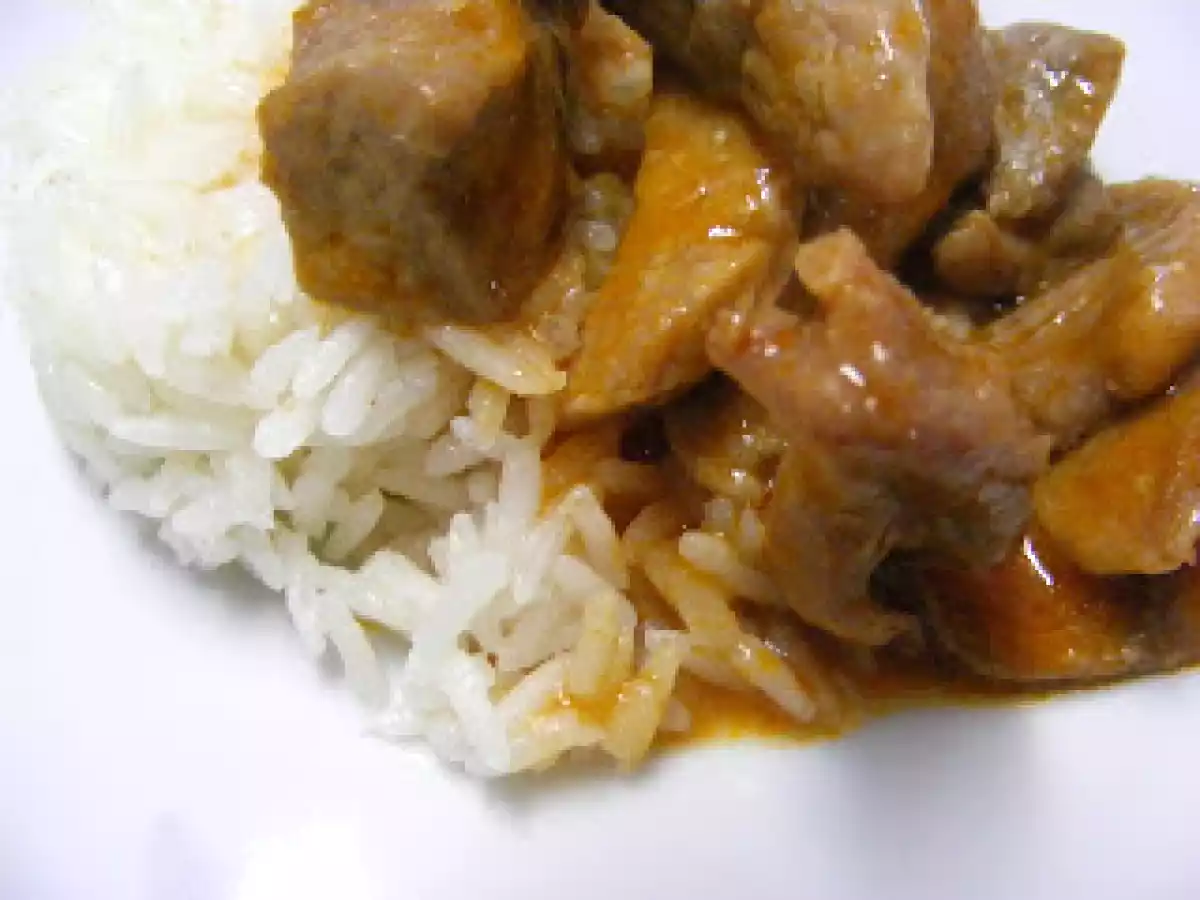 Carne de porco com molho mostarda e whisky