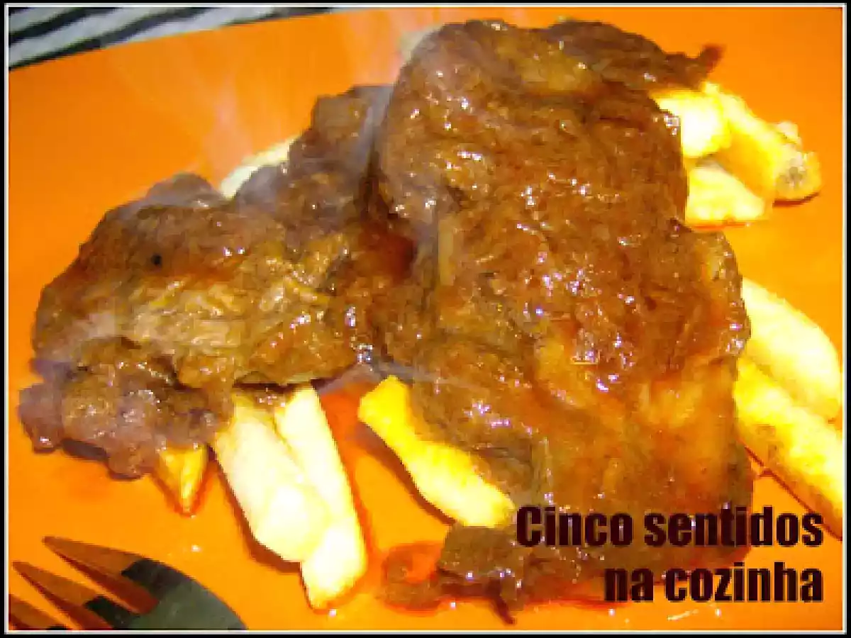 Carne estufada com vinho tinto - foto 2