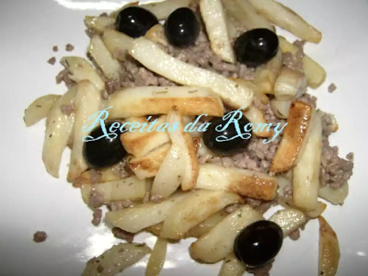 Carne picada com batata frita - foto 3