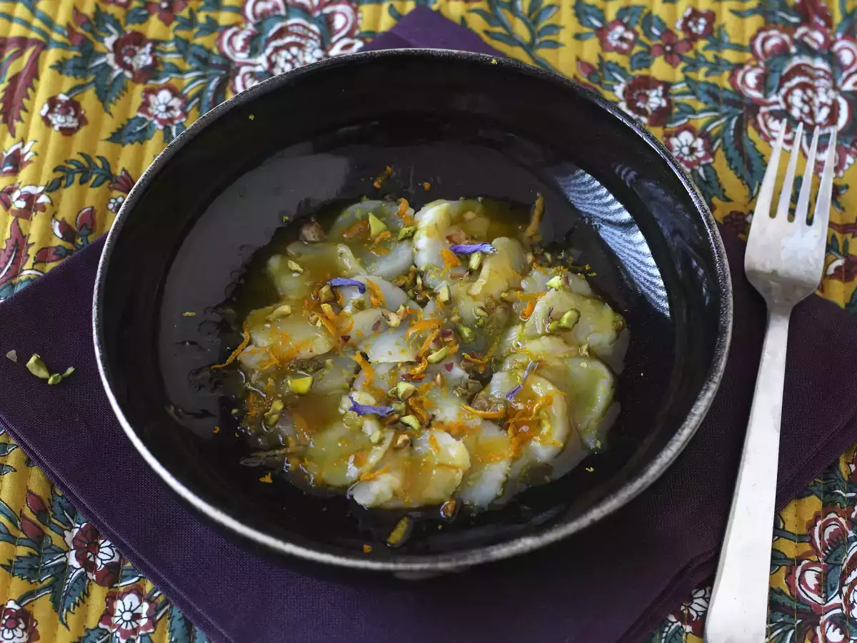 Carpaccio de vieiras com vinagrete cítrico e pistaches, uma entrada elegante e fácil de preparar - foto 4