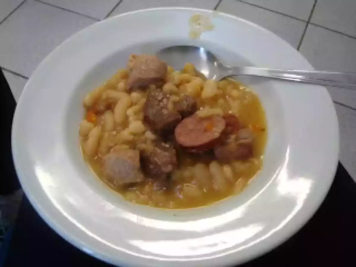 CASSOULET DE TOULOUSE (Feijoada Francesa)
