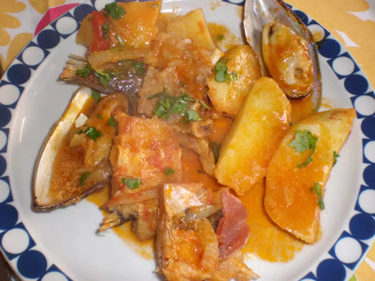 Cataplana de bacalhau com mexilhões - foto 2