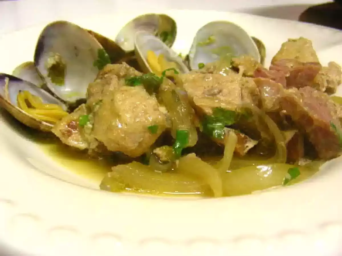 Cataplana de Carne de Porco com Amêijoas - foto 3