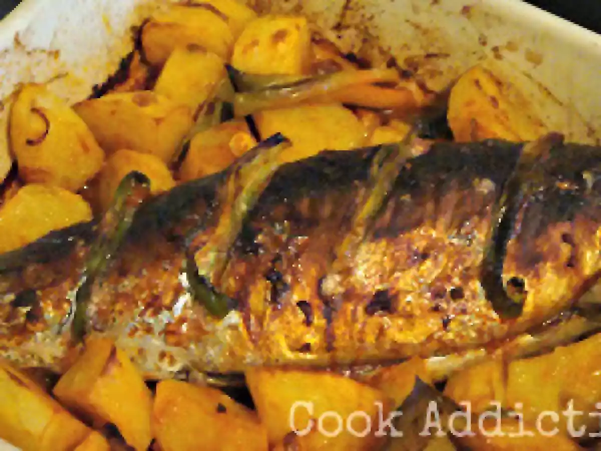 Cavala no forno com pimento