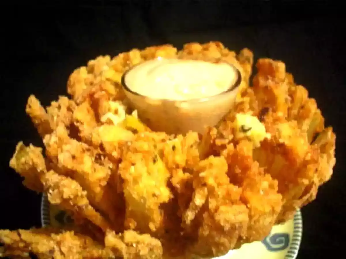 Cebola do Outback (Bloomin?onion)