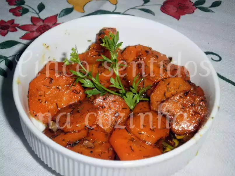 Cenouras salteadas com mel, gengibre e endro - foto 3