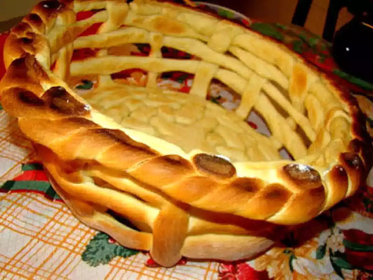 Cesta feita de massa de pão para decoração (Sara)