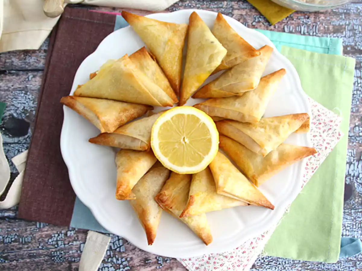 Chamuça de atum e tomate - foto 2