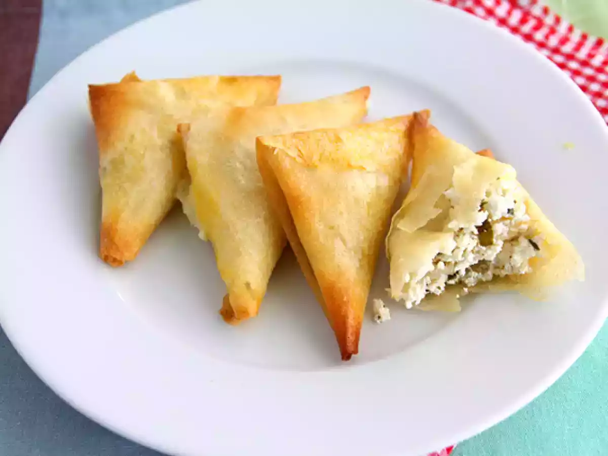 Chamuças com queijo feta e cebolinho - foto 5