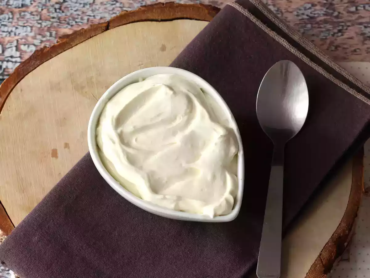 Chantilly sabor baunilha, o creme perfeito para bolos