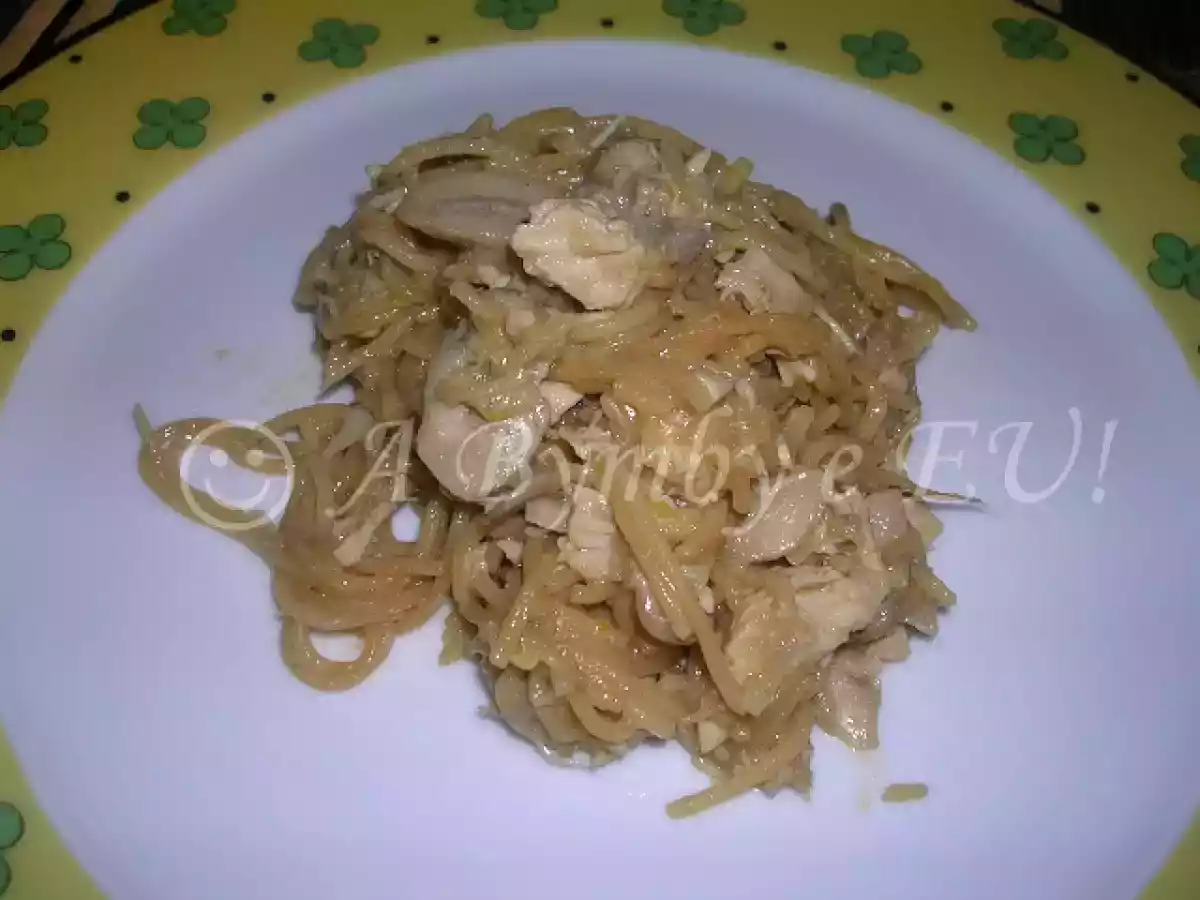 Chao Min de Frango