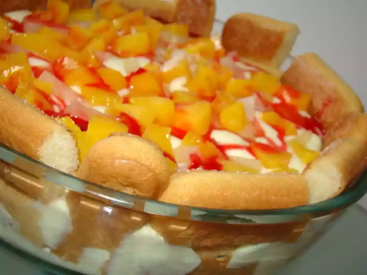 Charlotte de Frutas com Bavaroise de Ananás