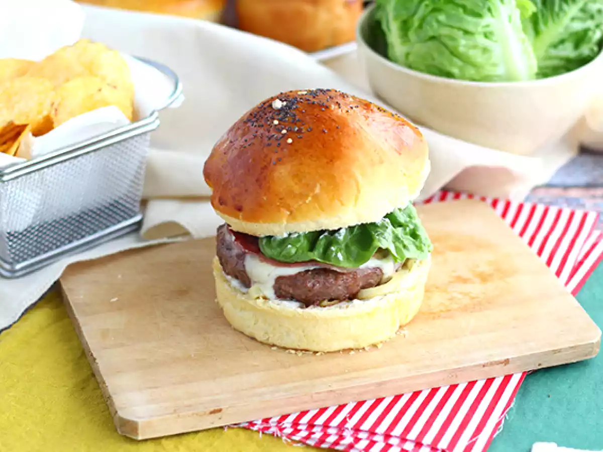 Cheeseburger (queijo raclette e presunto)