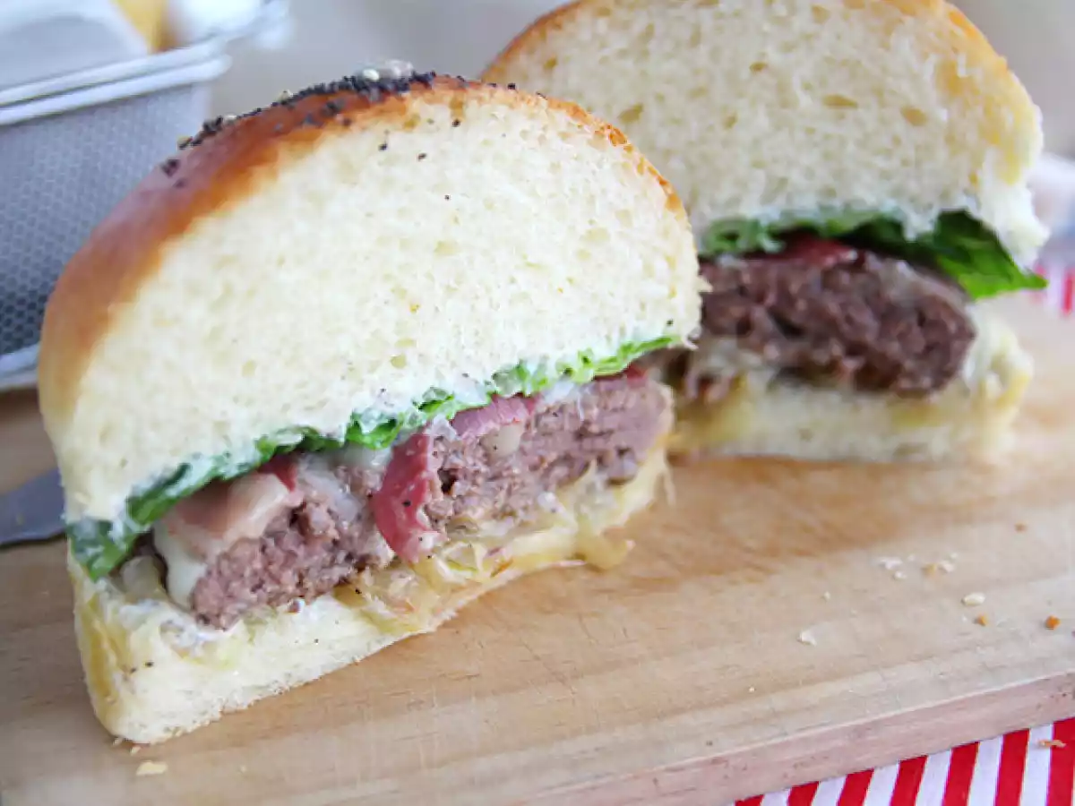 Cheeseburger (queijo raclette e presunto) - foto 2