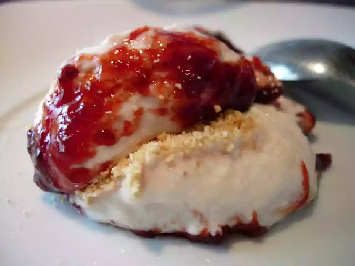 Cheesecake light com doce de ameixa