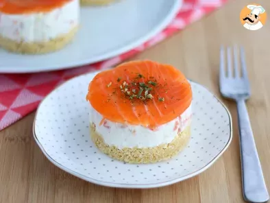 Cheesecakes salgados de salmão