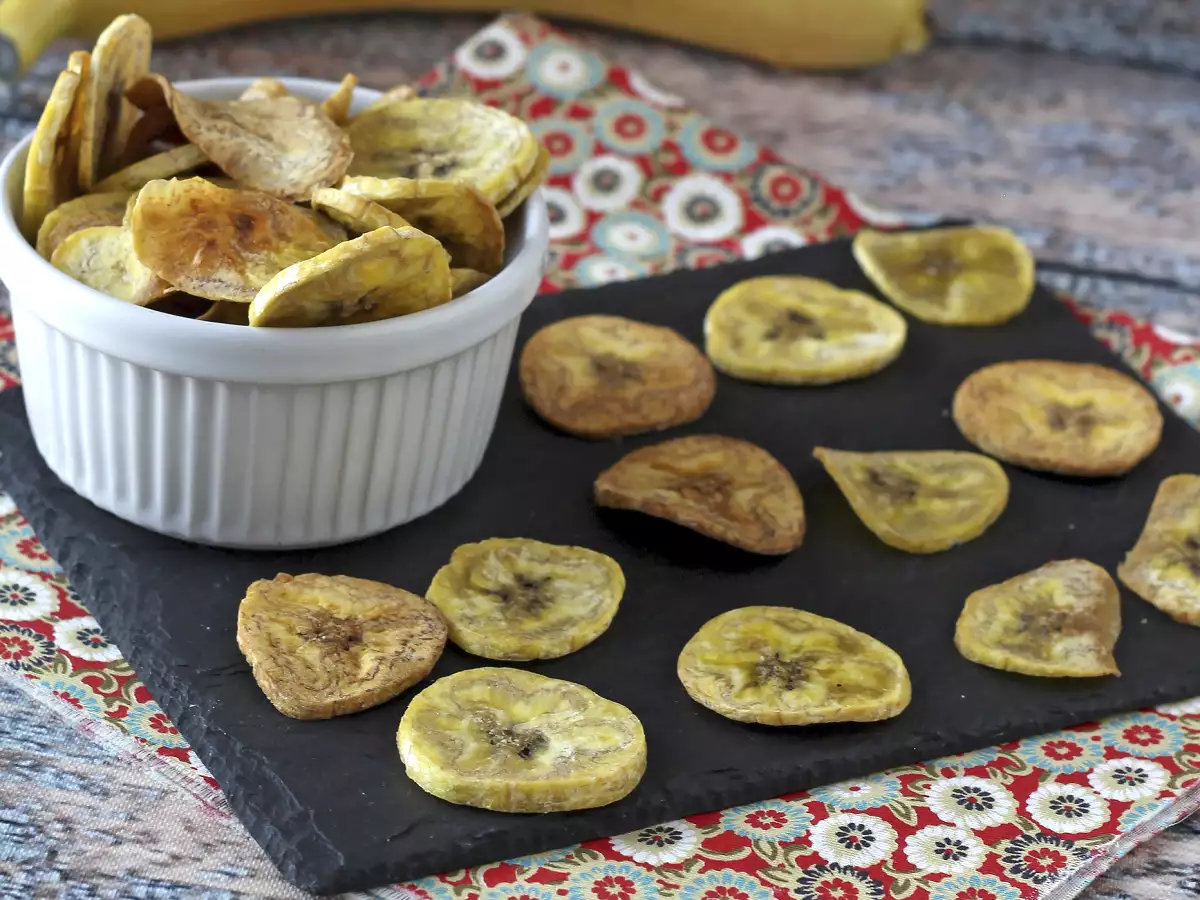 Chips de banana-da-terra assados no forno, muito mais saudáveis - foto 5