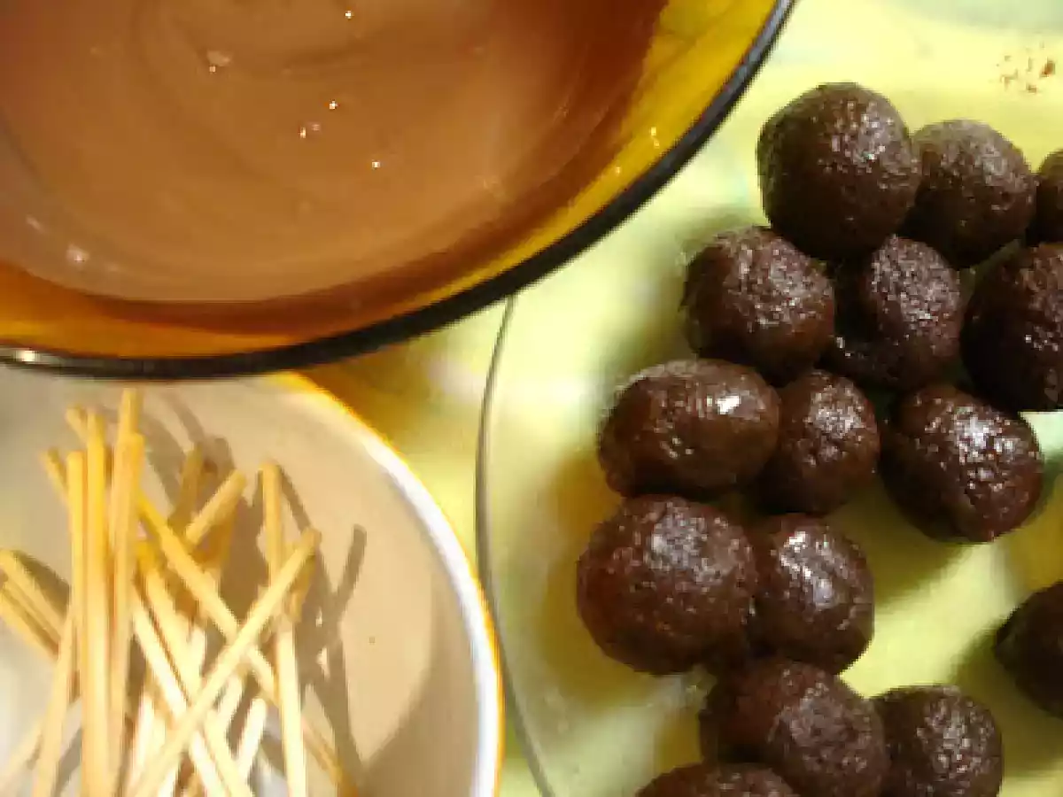 Chocolate Cake Pops (pirulitos de bolinho de chocolate) - foto 2