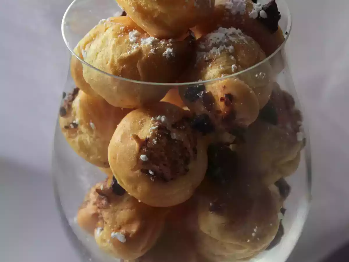 Chouquettes com Chocolate ou simples